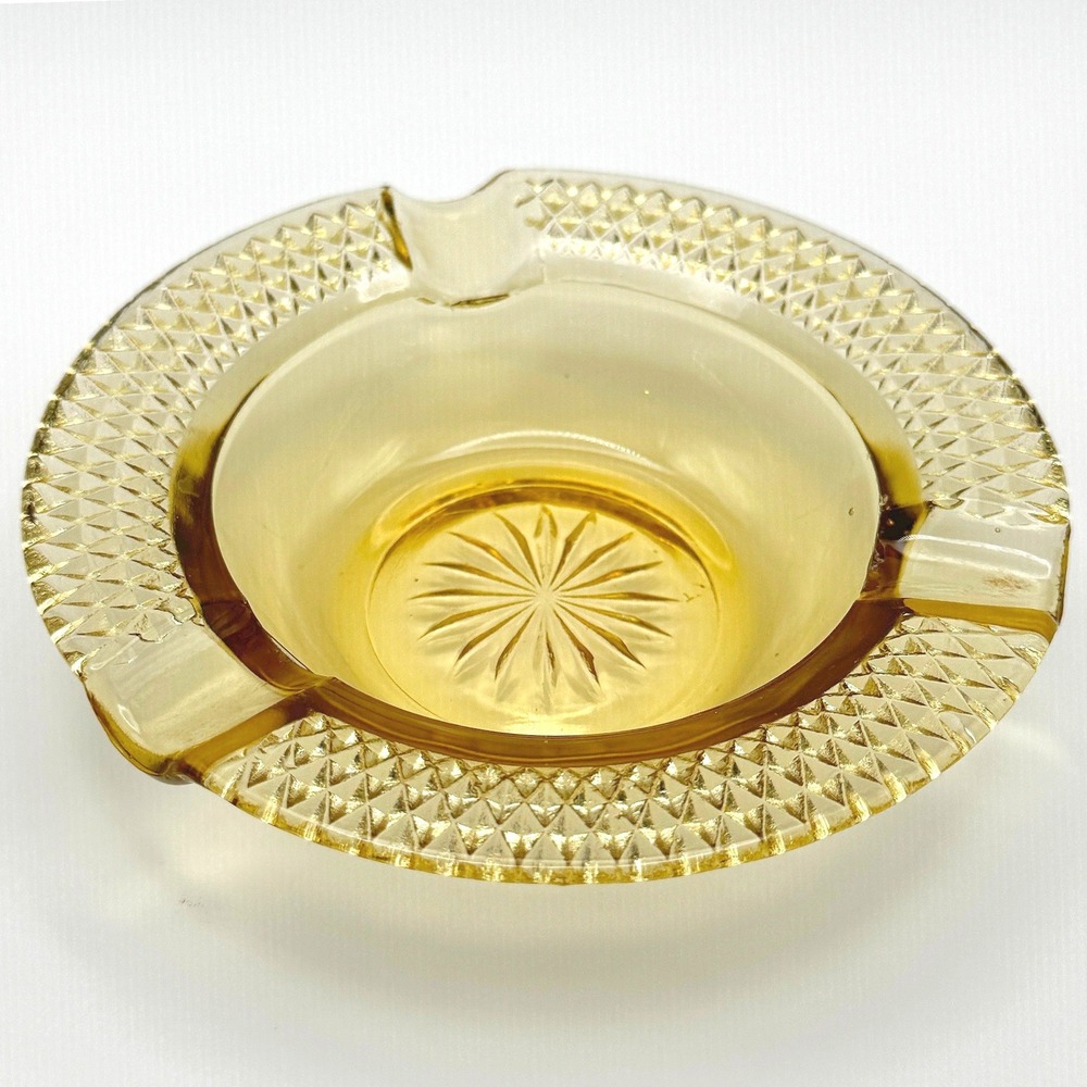Vintage Amber Glass Ashtray MCM Sunburst Center Diamond Rim Round Retro